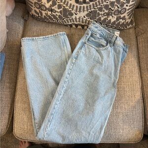 Abercrombie 90s relaxed Jean high-rise. Like new